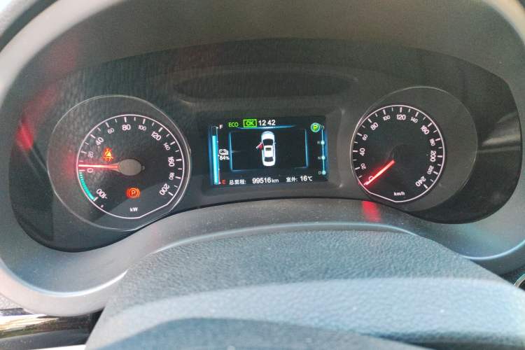 Used BYD e5 2016 300 Luxury Edition Instrument Cluster
