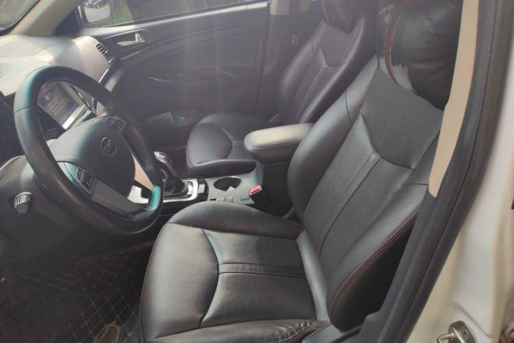 Used BYD e5 2016 300 Luxury Edition Left Front Seat
