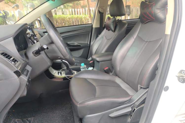 Used BYD e5 2016 300 Luxury Edition Left Front Seat