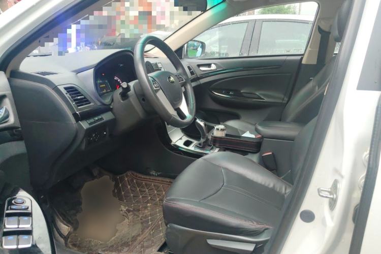 Used BYD e5 2016 300 Luxury Edition Left Front Seat