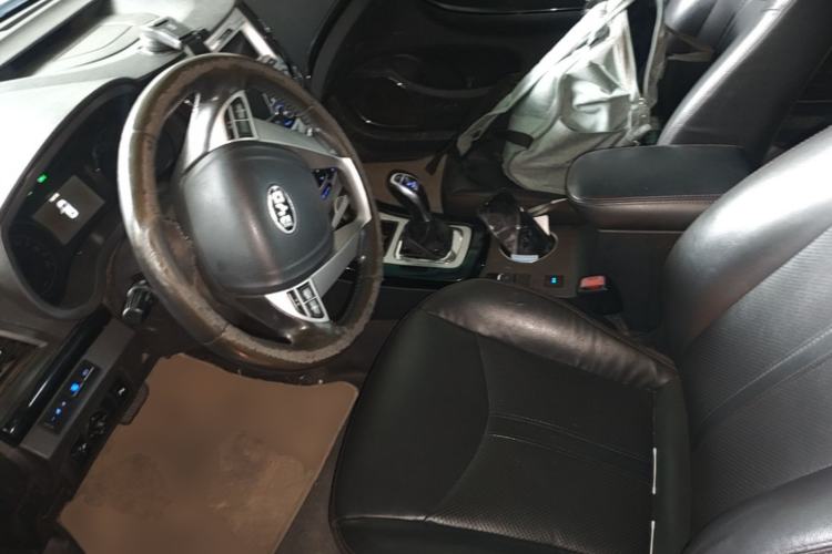 Used BYD e5 2016 300 Luxury Edition Left Front Seat