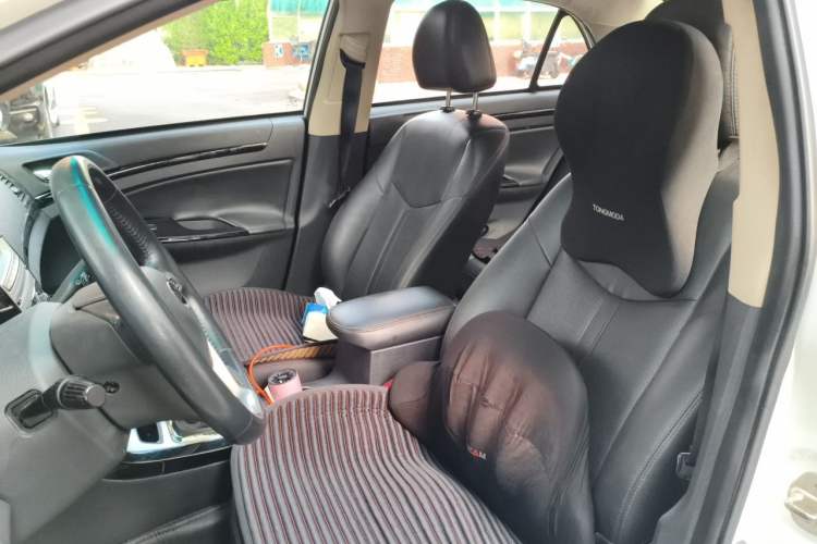Used BYD e5 2016 300 Luxury Edition Left Front Seat