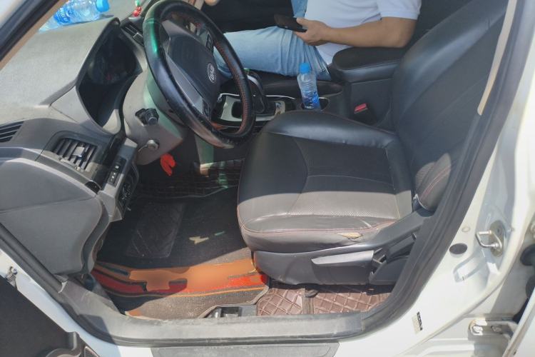 Used BYD e5 2016 300 Comfort Version Left Front Seat