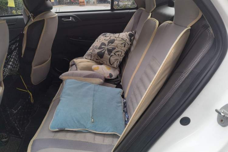 Used BYD e5 2016 300 Luxury Edition Left Rear Seat