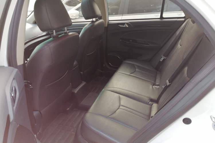 Used BYD e5 2016 300 Luxury Edition Left Rear Seat