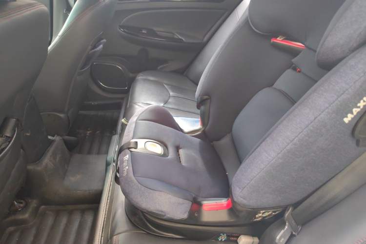 Used BYD e5 2016 300 Luxury Edition Left Rear Seat
