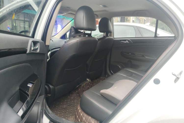Used BYD e5 2016 300 Luxury Edition Left Rear Seat