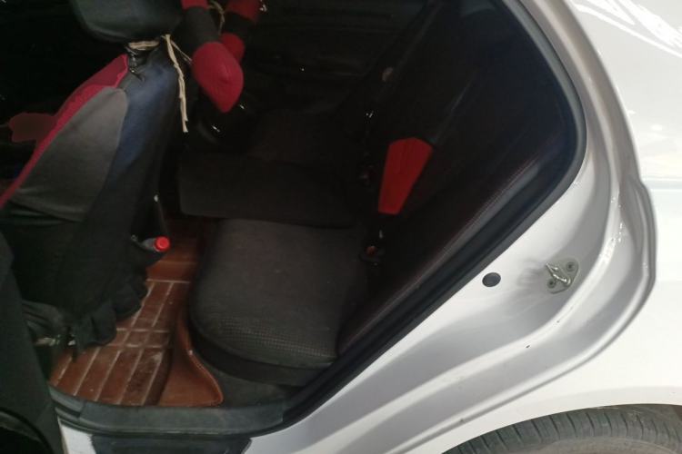 Used BYD e5 2016 300 Luxury Edition Left Rear Seat