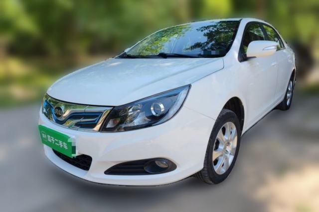 Used BYD e5 2016 300 Luxury Edition
