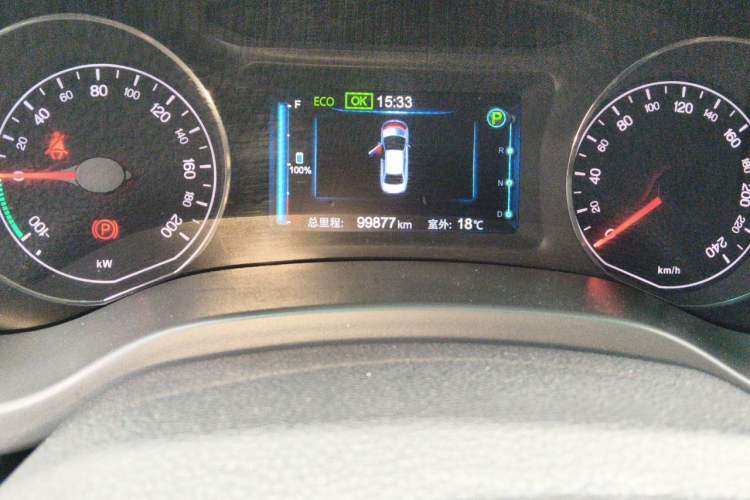 Used BYD e5 2016 300 Luxury Edition Odometer Close Up