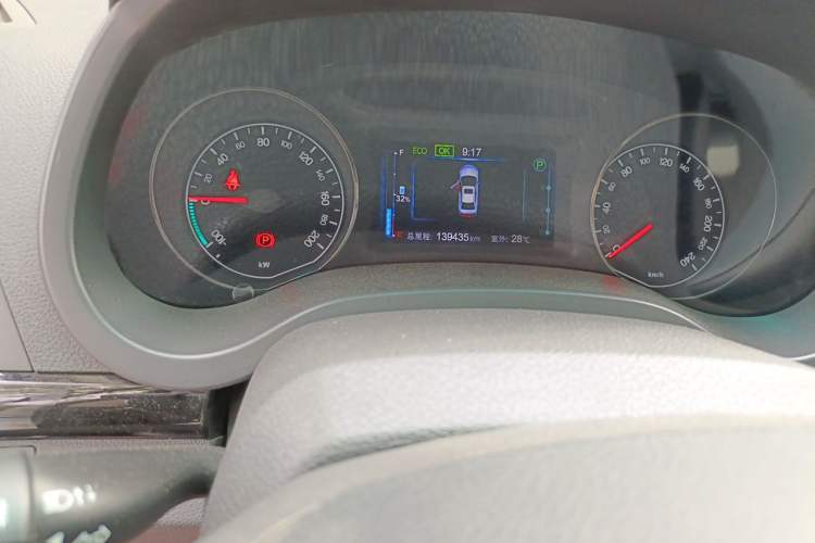 Used BYD e5 2016 300 Prestige Edition Odometer Close Up