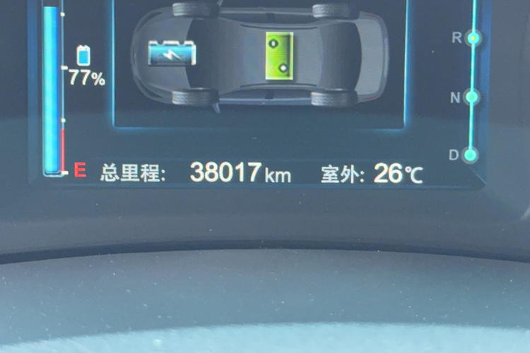 Used BYD e5 2016 300 Luxury Edition Odometer Close Up