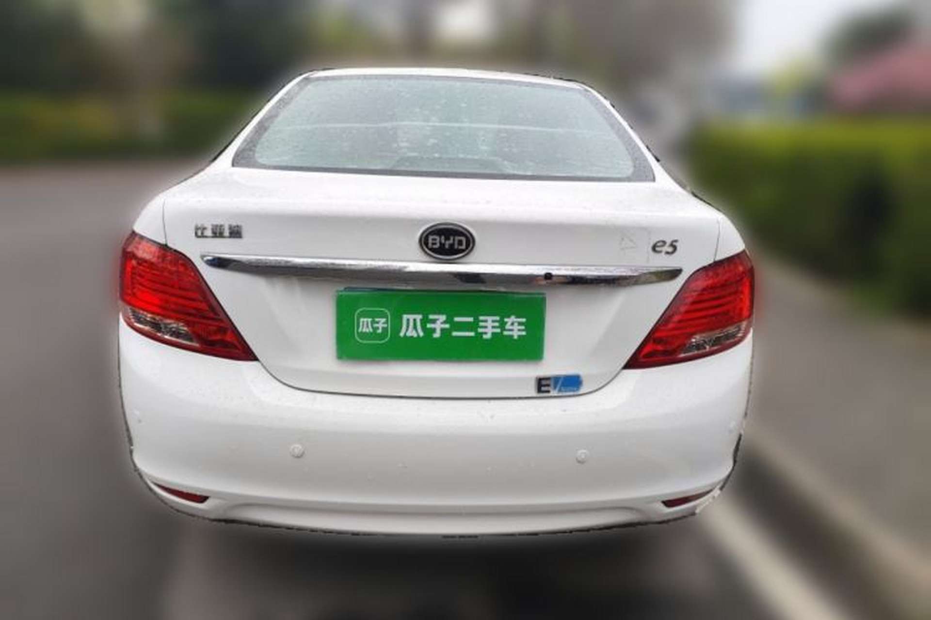 Used BYD e5 2016 300 Luxury Edition Rear