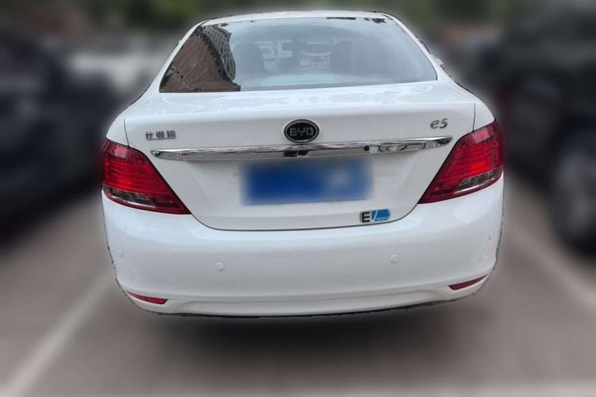 Used BYD e5 2016 300 Luxury Edition Rear