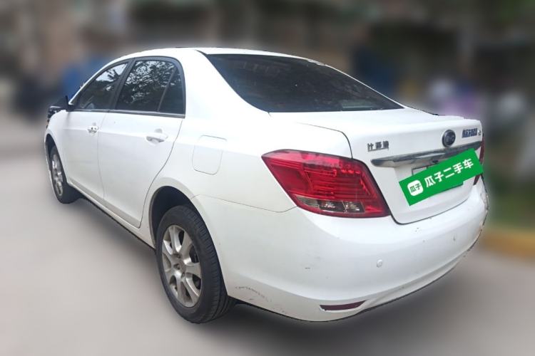 Used BYD e5 2016 300 Luxury Edition Rear Left 45 Deg