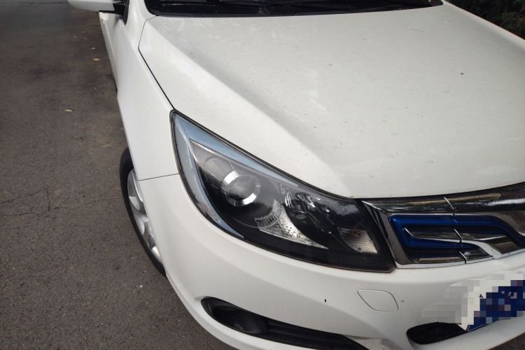 Used BYD e5 2016 300 Luxury Edition Right Front Headlight