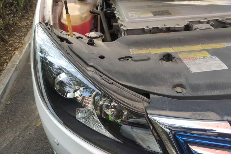 Used BYD e5 2016 300 Luxury Edition Right Front Headlight