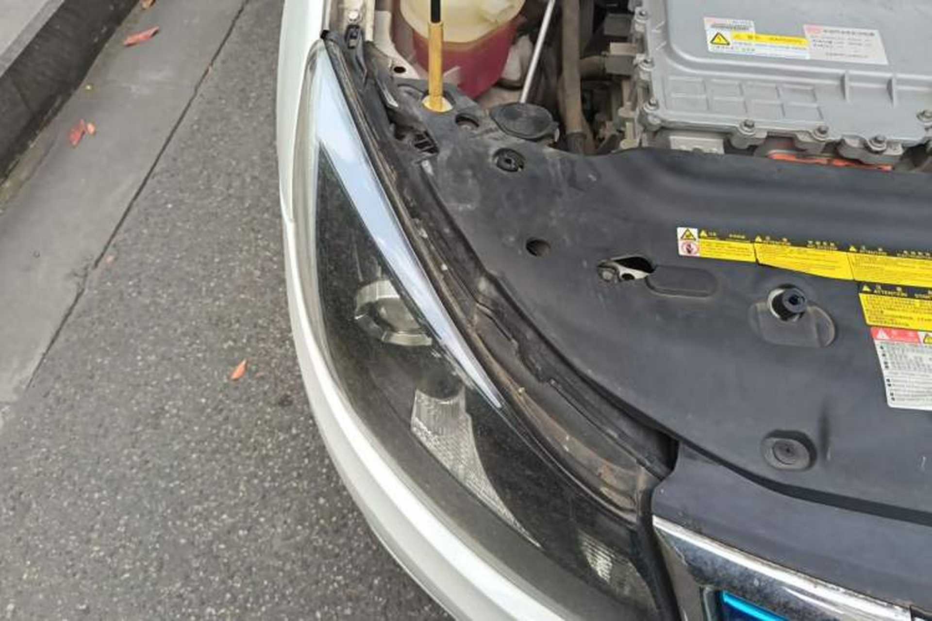 Used BYD e5 2016 300 Luxury Edition Right Front Headlight