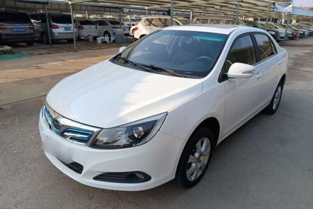Used BYD e5 2016 300 Luxury Edition