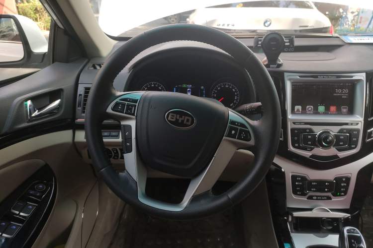 Used BYD e5 2016 300 Luxury Edition Steering Wheel