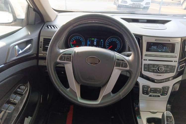 Used BYD e5 2016 300 Luxury Edition Steering Wheel