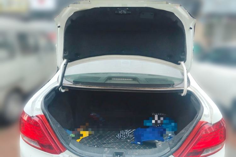 Used BYD e5 2016 300 Luxury Edition Trunk