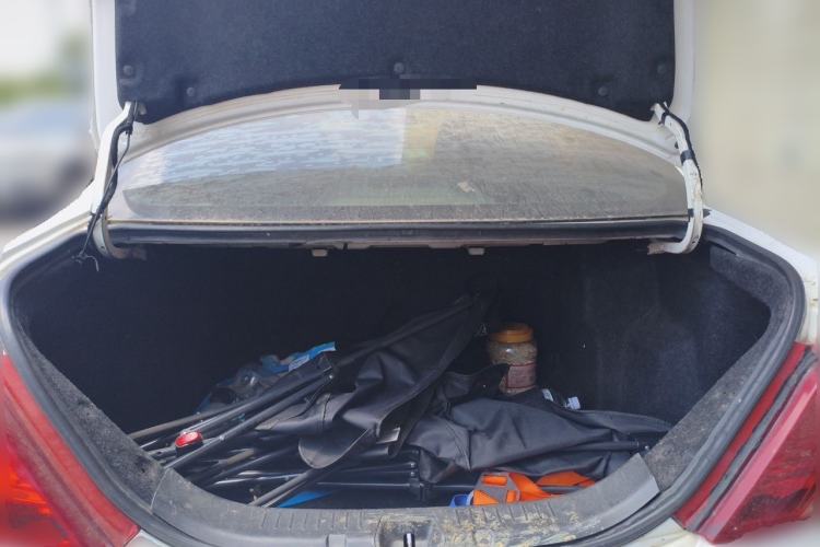 Used BYD e5 2016 300 Comfort Version Trunk
