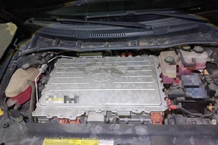 Used BYD e5 2017 300 Prestige Edition Engine Bay