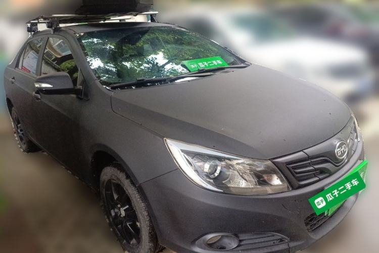 Used BYD e5 2017 300 Prestige Edition Front Right 45 Deg