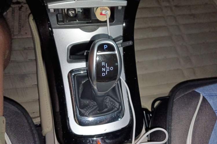 Used BYD e5 2017 300 Prestige Edition Gear Lever