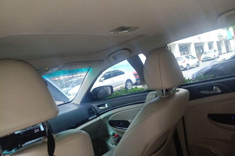 Used BYD e5 2017 300 Prestige Edition Headliner