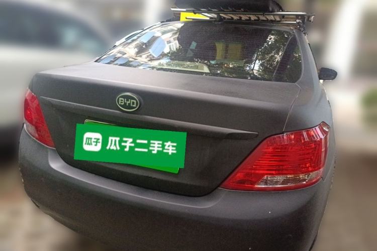 Used BYD e5 2017 300 Prestige Edition Rear
