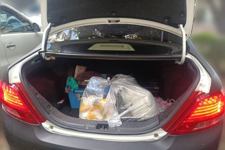 Used BYD e5 2017 300 Prestige Edition Trunk