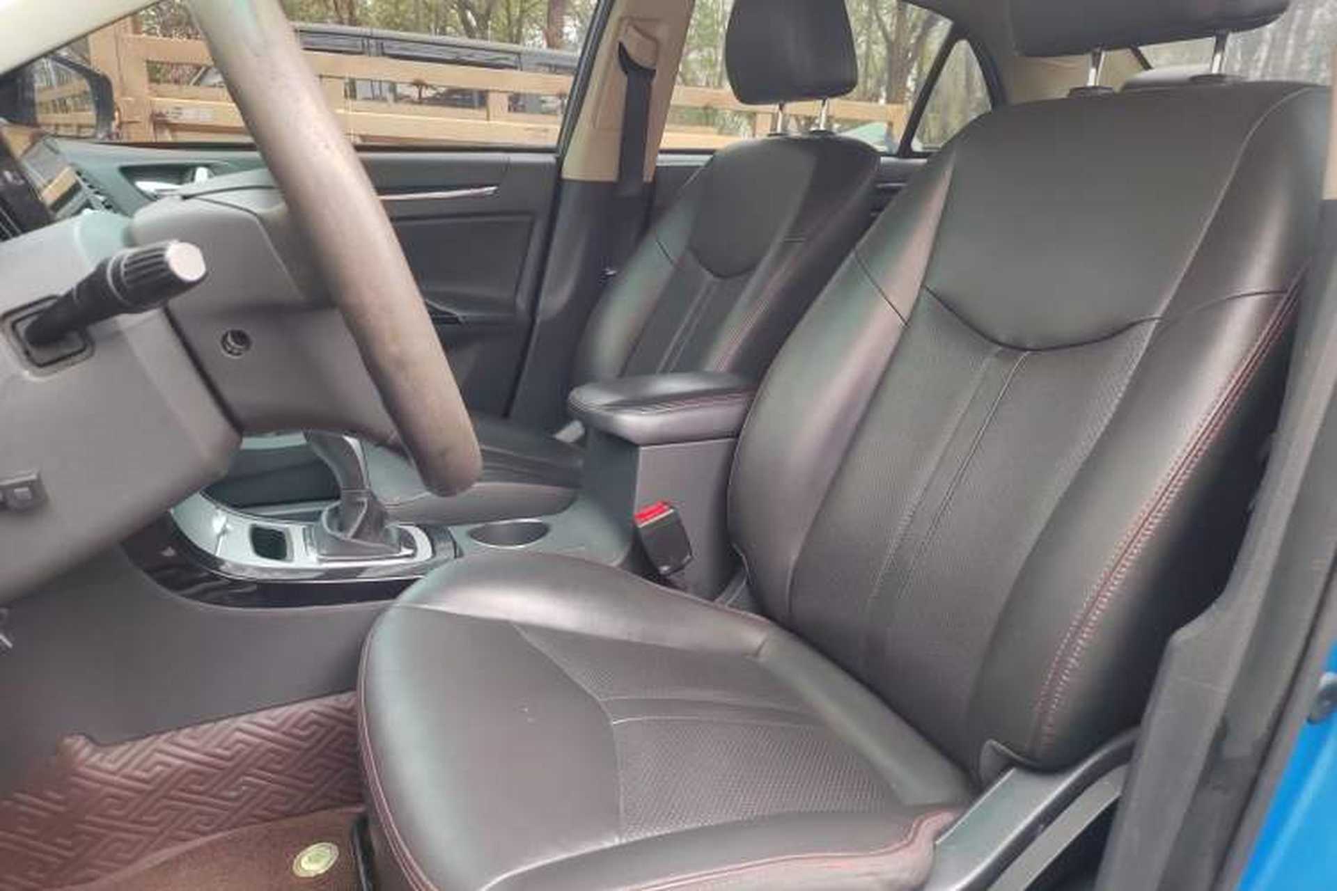 Used BYD e5 2017 300 Prestige Edition Left Front Seat