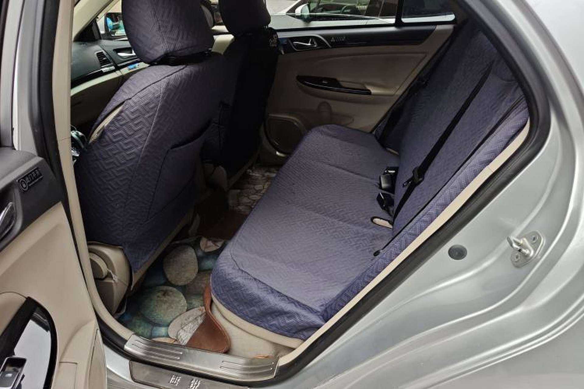 Used BYD e5 2017 300 Prestige Edition Left Rear Seat