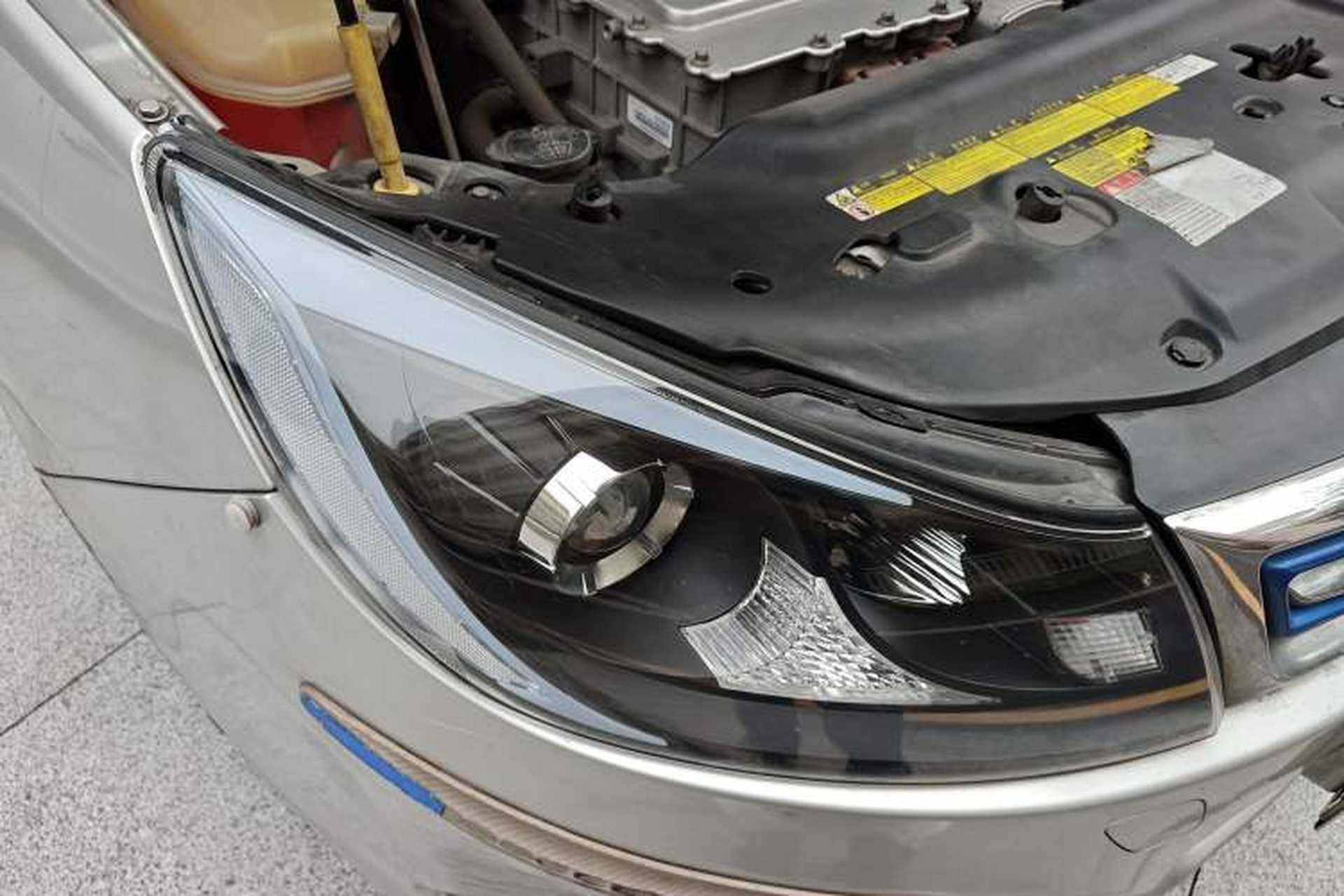 Used BYD e5 2017 300 Prestige Edition Right Front Headlight