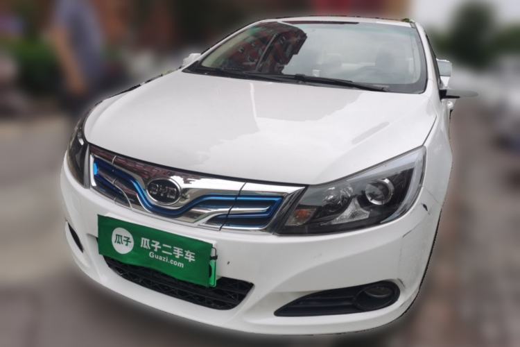 Used BYD e5 2017 300 Prestige Edition Guazi used car, China used car export, Used car for sale, Used  cars, Cheapest cars for sale, Electric vehicle, New energy car
