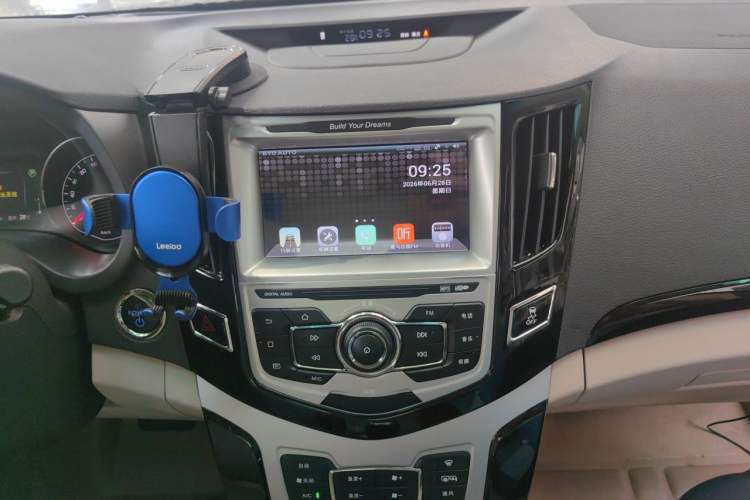 Used BYD e5 2017 300 Prestige Edition Audio And AC Panel