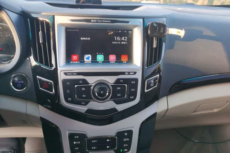 Used BYD e5 2017 300 Prestige Edition Audio And AC Panel