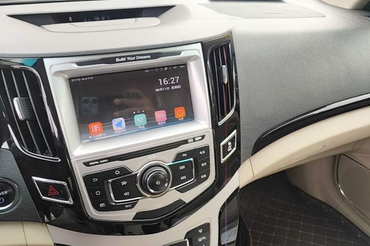Used BYD e5 2017 300 Prestige Edition Audio And AC Panel