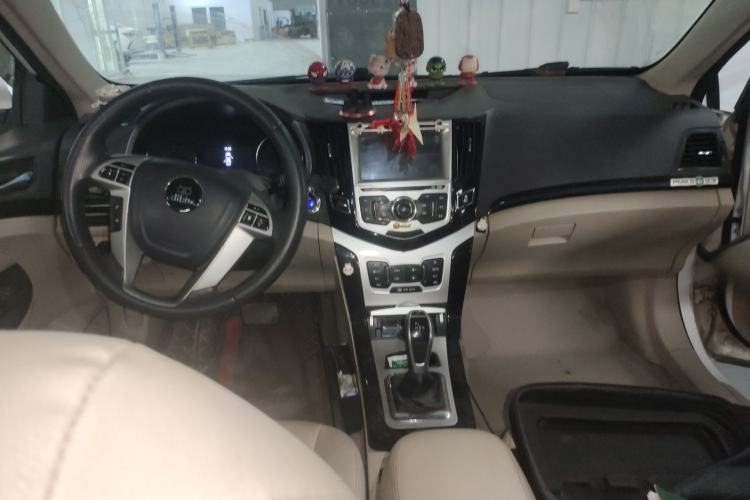 Used BYD e5 2017 300 Prestige Edition Center Console