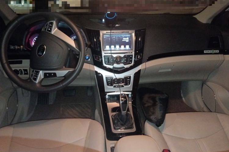 Used BYD e5 2017 300 Prestige Edition Center Console