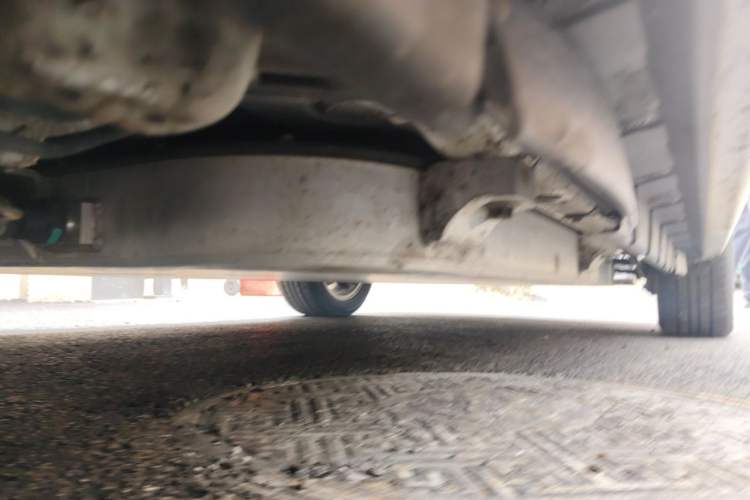 Used BYD e5 2017 300 Prestige Edition Chassis Front Left