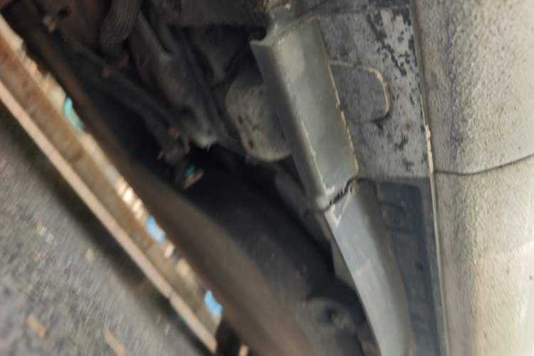 Used BYD e5 2017 300 Prestige Edition Chassis Front Left