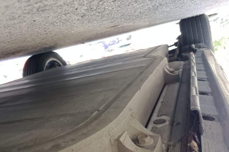 Used BYD e5 2017 300 e-Comfort Edition Chassis Front Right
