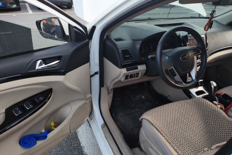 Used BYD e5 2017 300 Prestige Edition Driver Seat