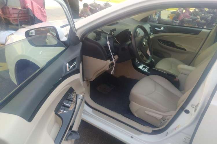Used BYD e5 2017 300 Prestige Edition Driver Seat