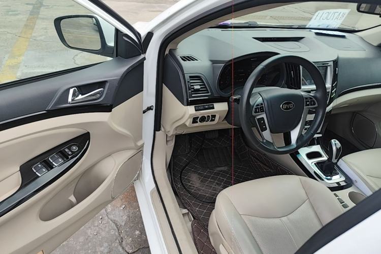 Used BYD e5 2017 300 Prestige Edition Driver Seat