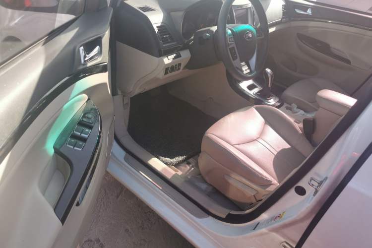 Used BYD e5 2017 300 Prestige Edition Driver Seat