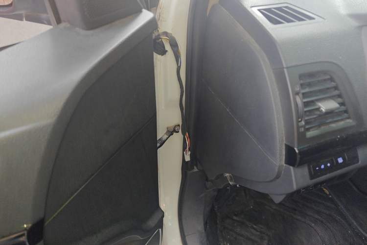 Used BYD e5 2017 300 e-Comfort Edition Driver Seat